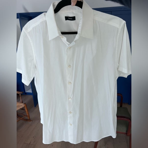 Theory Men’s stretch cotton short sleeve shirt. Excellent condition. Size Large - Picture 2 of 7